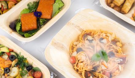 Produkte von Leef Blattwerk mit zubereiteten Speisen